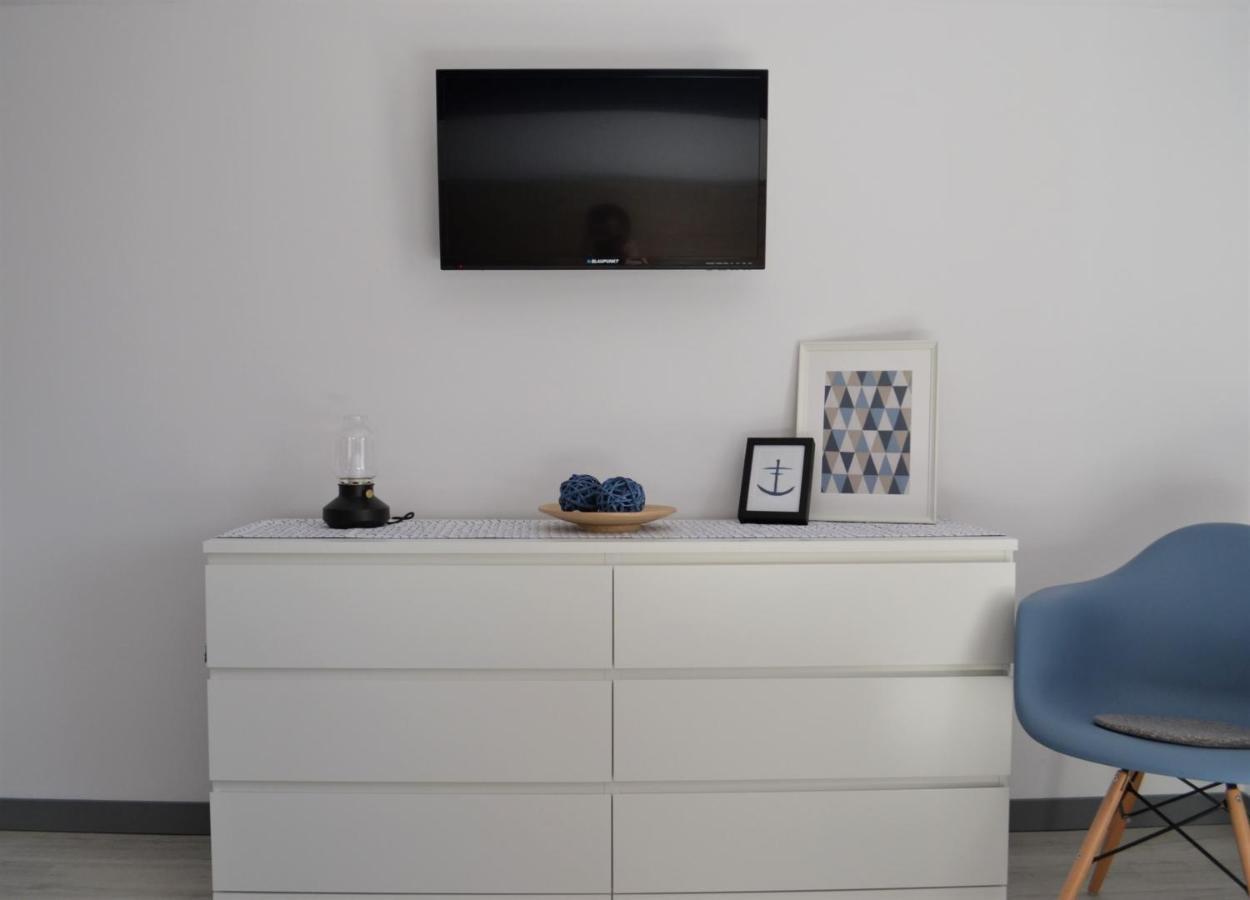 Miedzywodami Jastarnia Bagian luar foto